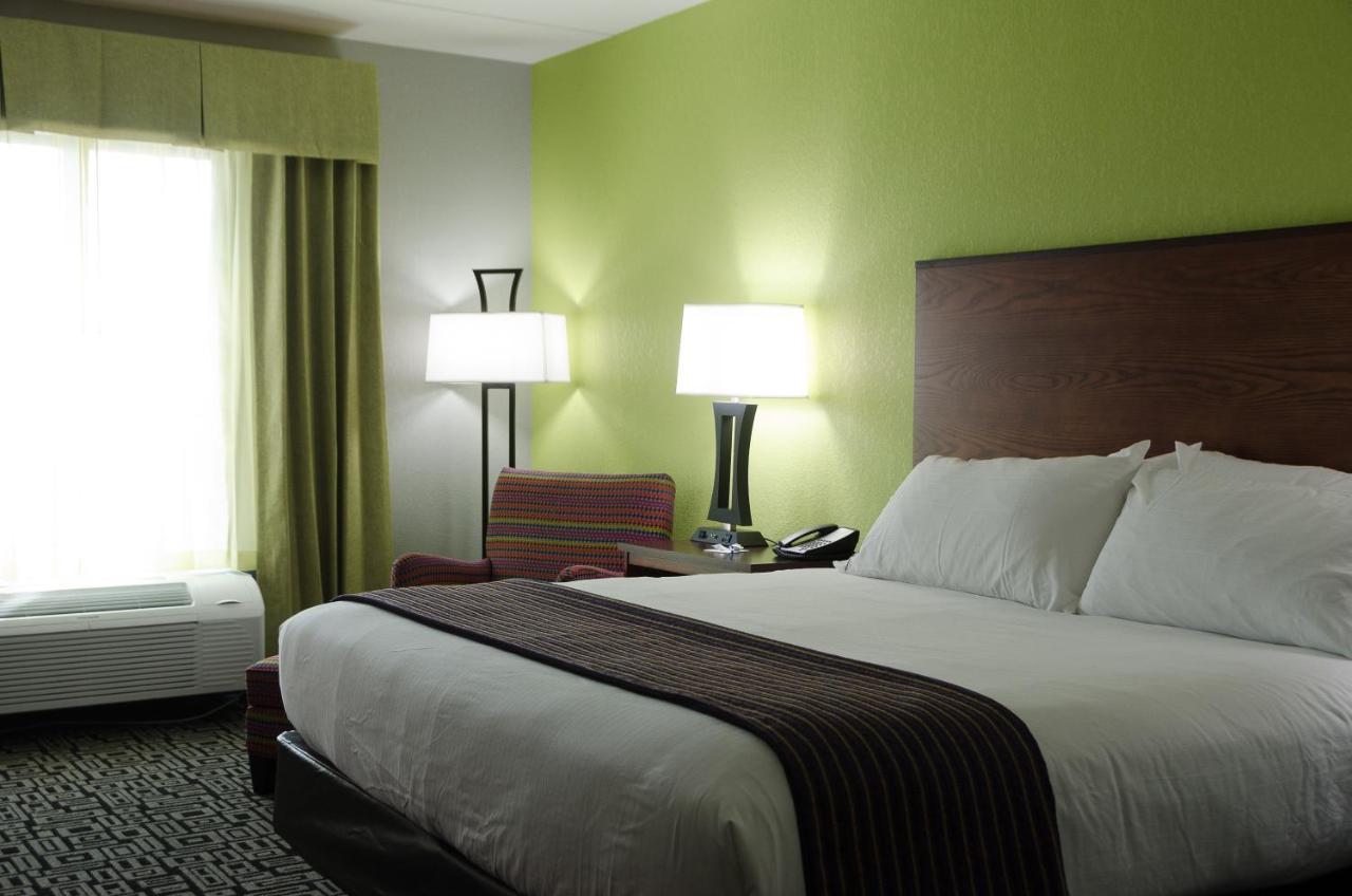 Holiday Inn Express Hickory - Hickory Mart By Ihg Exteriör bild