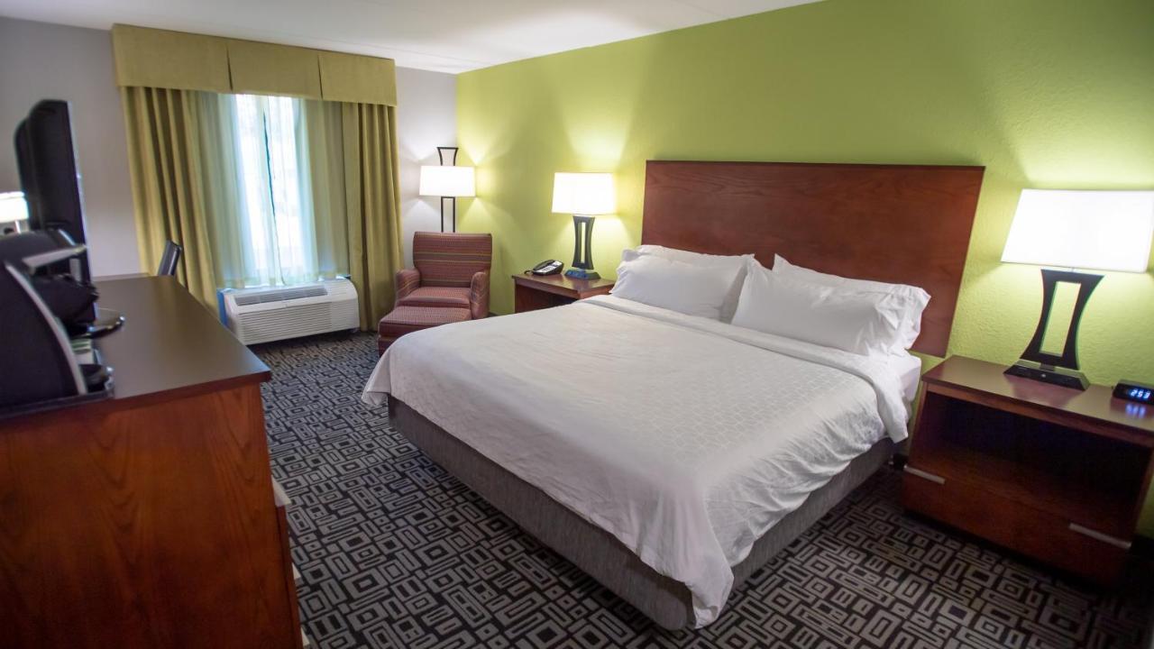 Holiday Inn Express Hickory - Hickory Mart By Ihg Exteriör bild